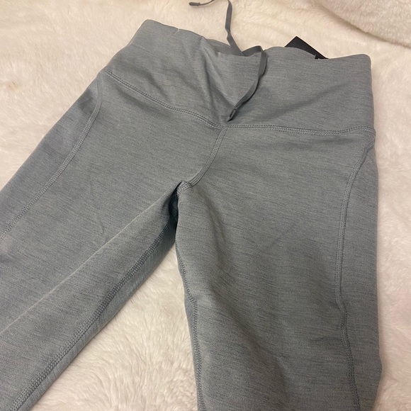 NWT!Nike Epic fast Mid-Rise Running Leggings - Picture 5 of 14